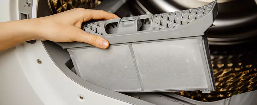 Signs Of A Clogged Dryer Lint Trap in Hoover, Alabama